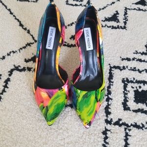 NWOT Steve Madden Preme Heels